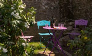 Maison, gîte, maison de pays, maison de vacances, meublé, bretagne, côtes d'Armor, 22, vacances, bord de mer, Rance, Léhon, Dinan, St Malo, Dinard, Cancale, Mont St Michel, St Cast, Cap Fréhel, Fort Lalatte, St Lunaire, St Briac, campagne, soleil, mer, France, Europe, jardin clos,